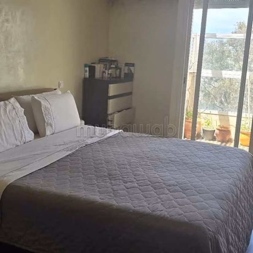 Appartement à Vendre de 180.0 m² à Casablanca, 
Hopitaux — 3