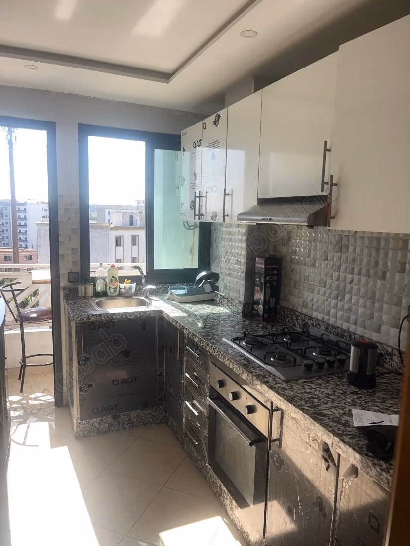 Geweldig appartement te huur in het centrum. 2 mooie kamers. Gemeubeld