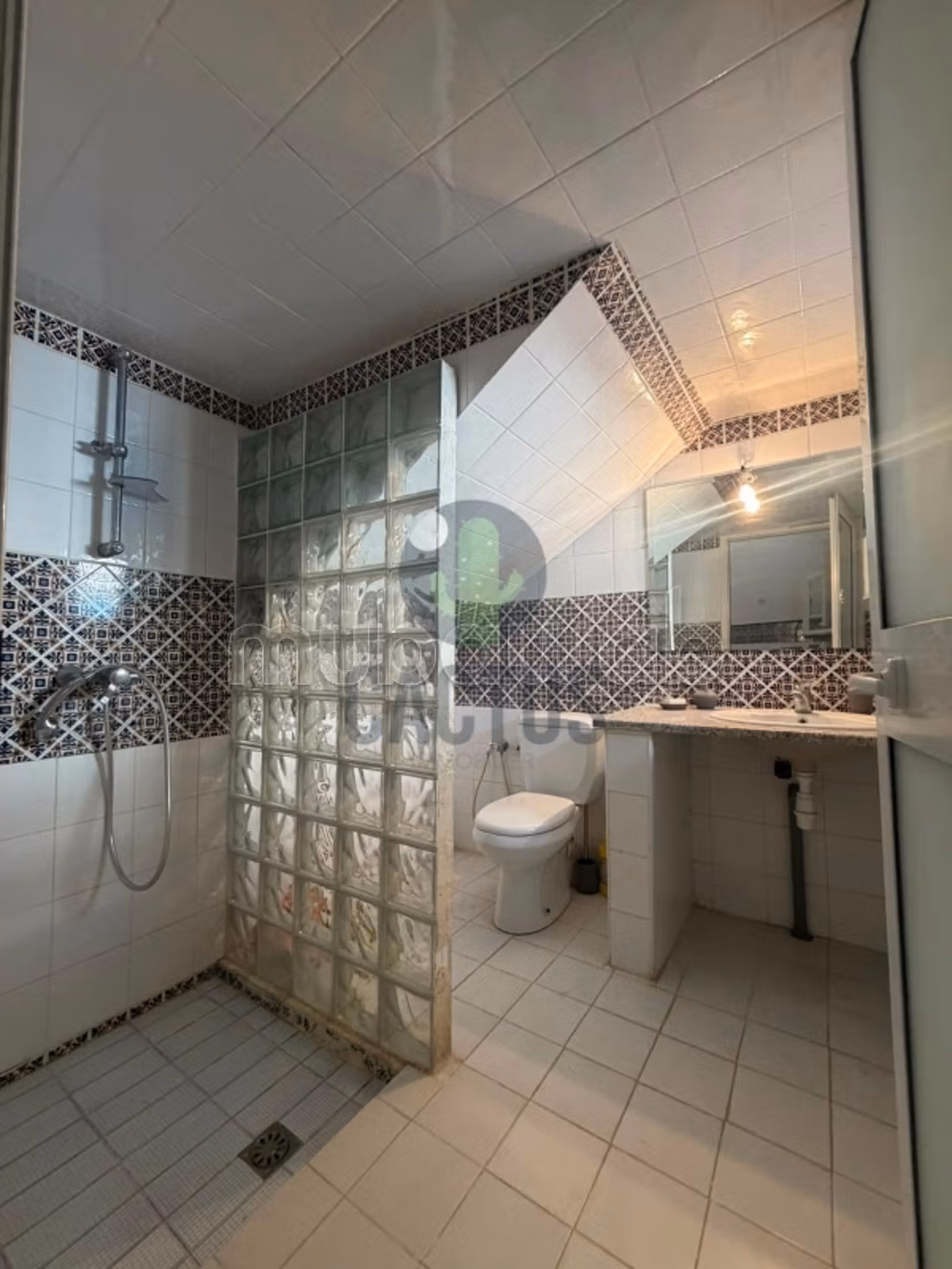 In vendita Edificio in R2 a Bir Chalouf Nabeul