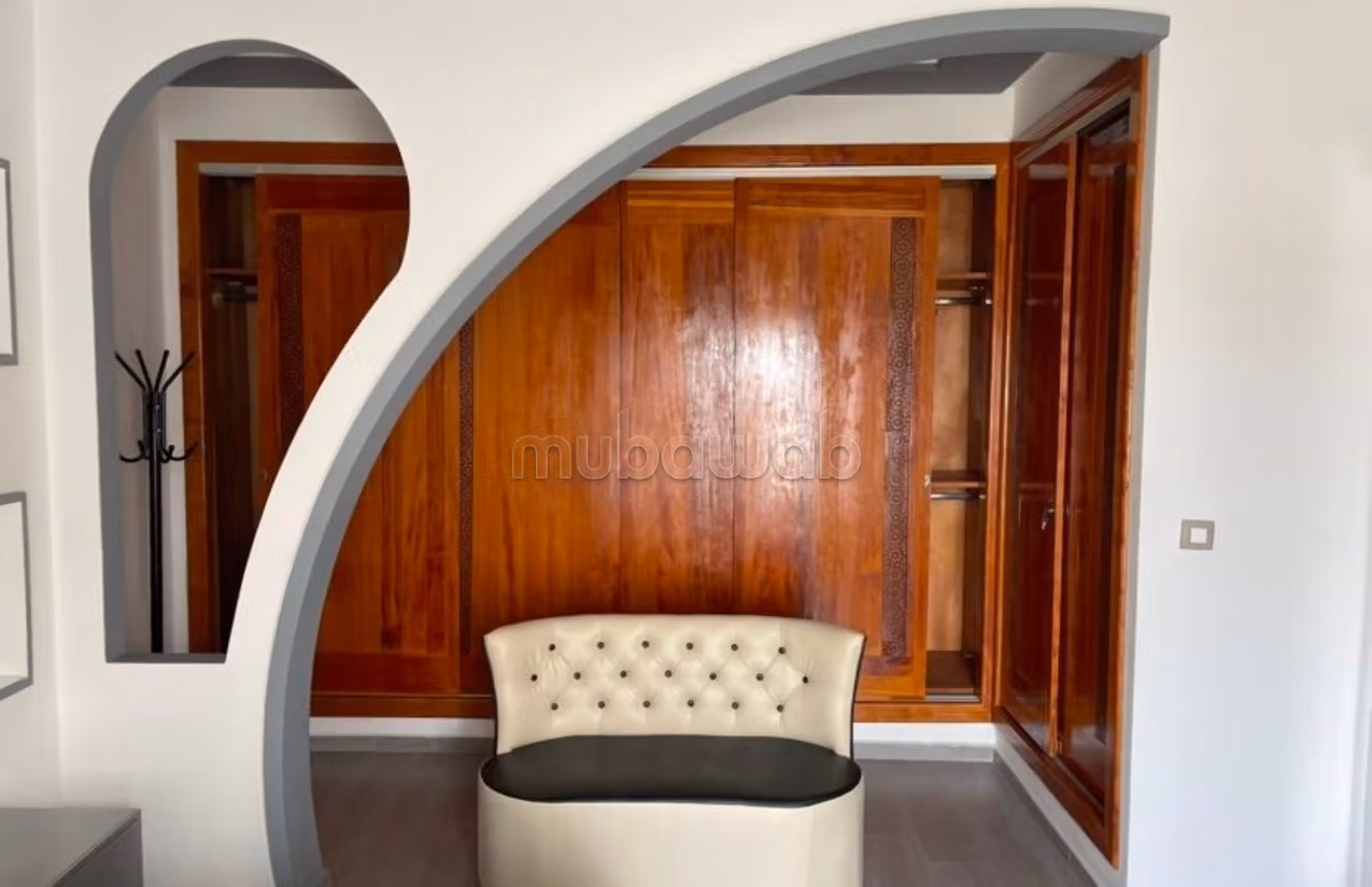 En alquiler magnífico piso villa amueblada con entrada independiente – superficie 200 m² – sector sania ltaam32726