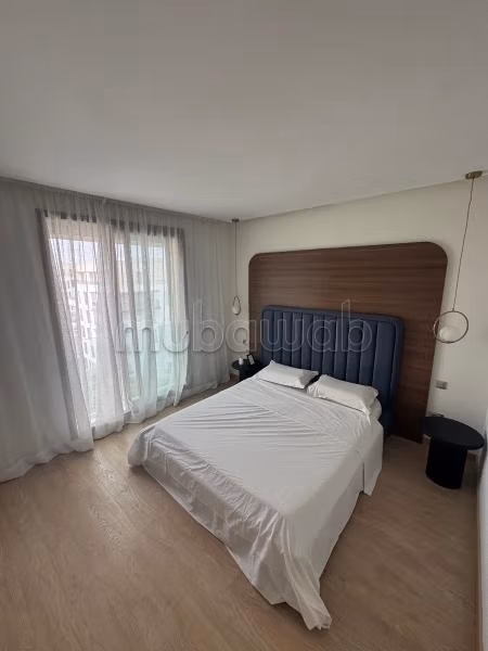 Beautiful apartment for rent in Souissi. 2 pleasant bedrooms. Air conditioning and fireplace