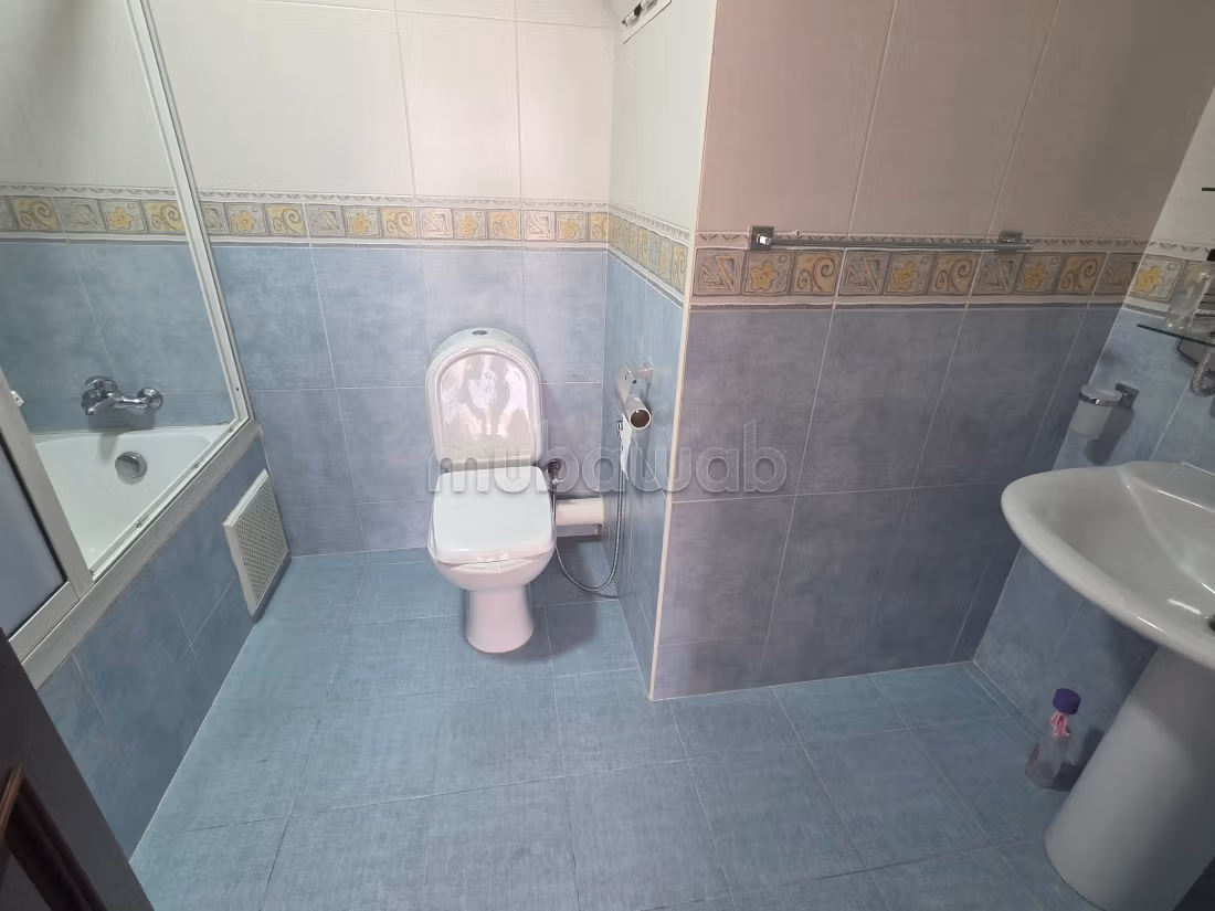 Apartamento con terraza en Agdal