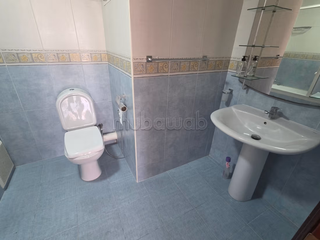 Apartamento con terraza en Agdal