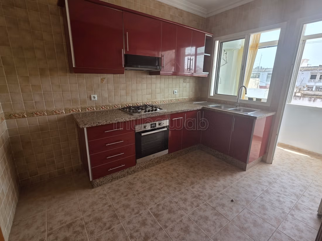 Apartamento con terraza en Agdal