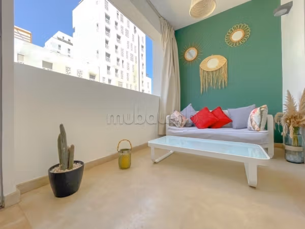 Furnished apartment with 2 bedrooms available immediately