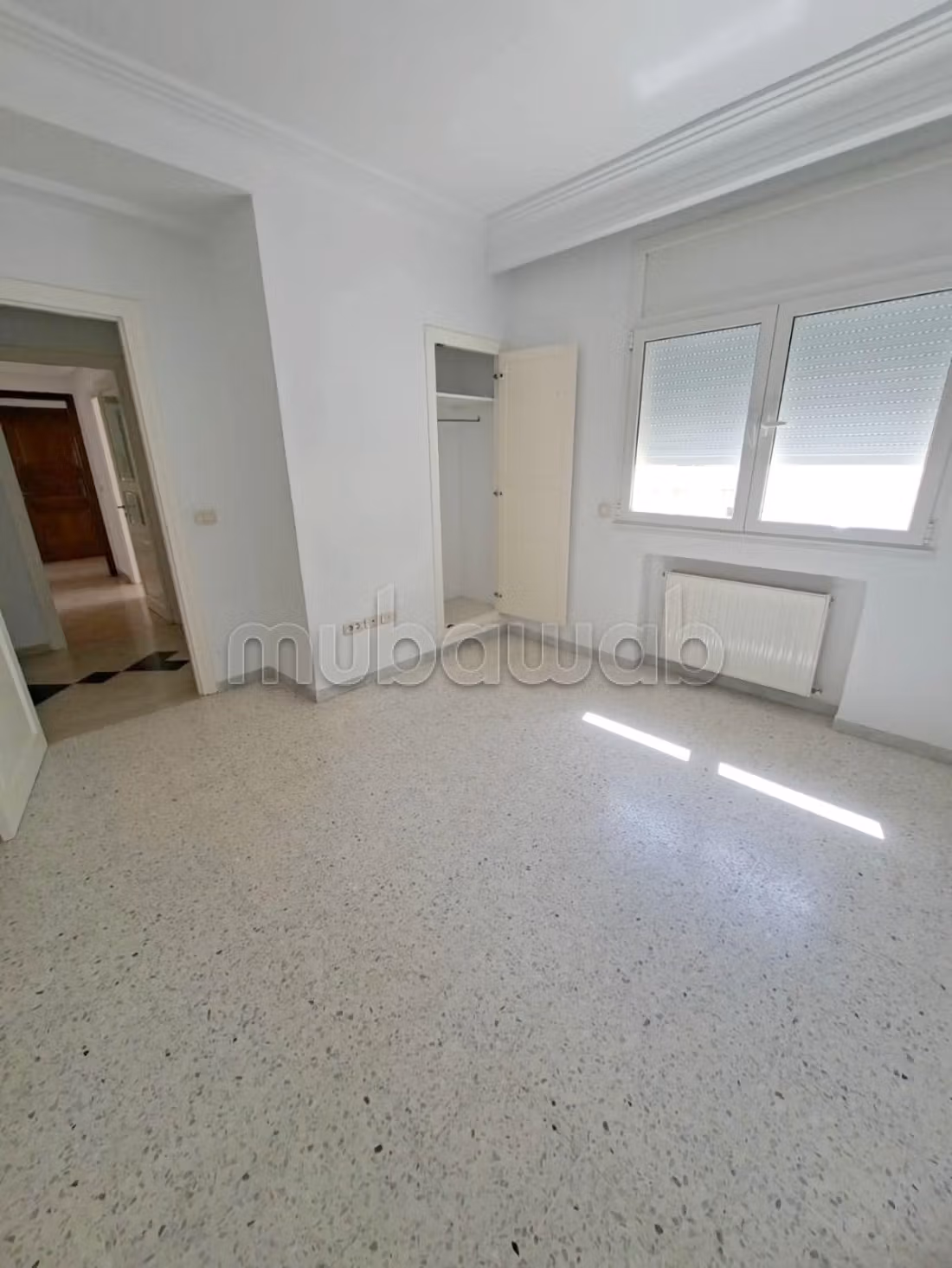 Spacious apartment S2 for rent in Ennasr 2