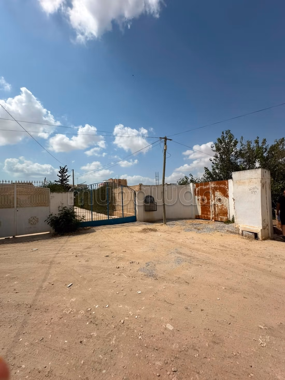 Terrain 676m for sale - El Ain Road Km 4