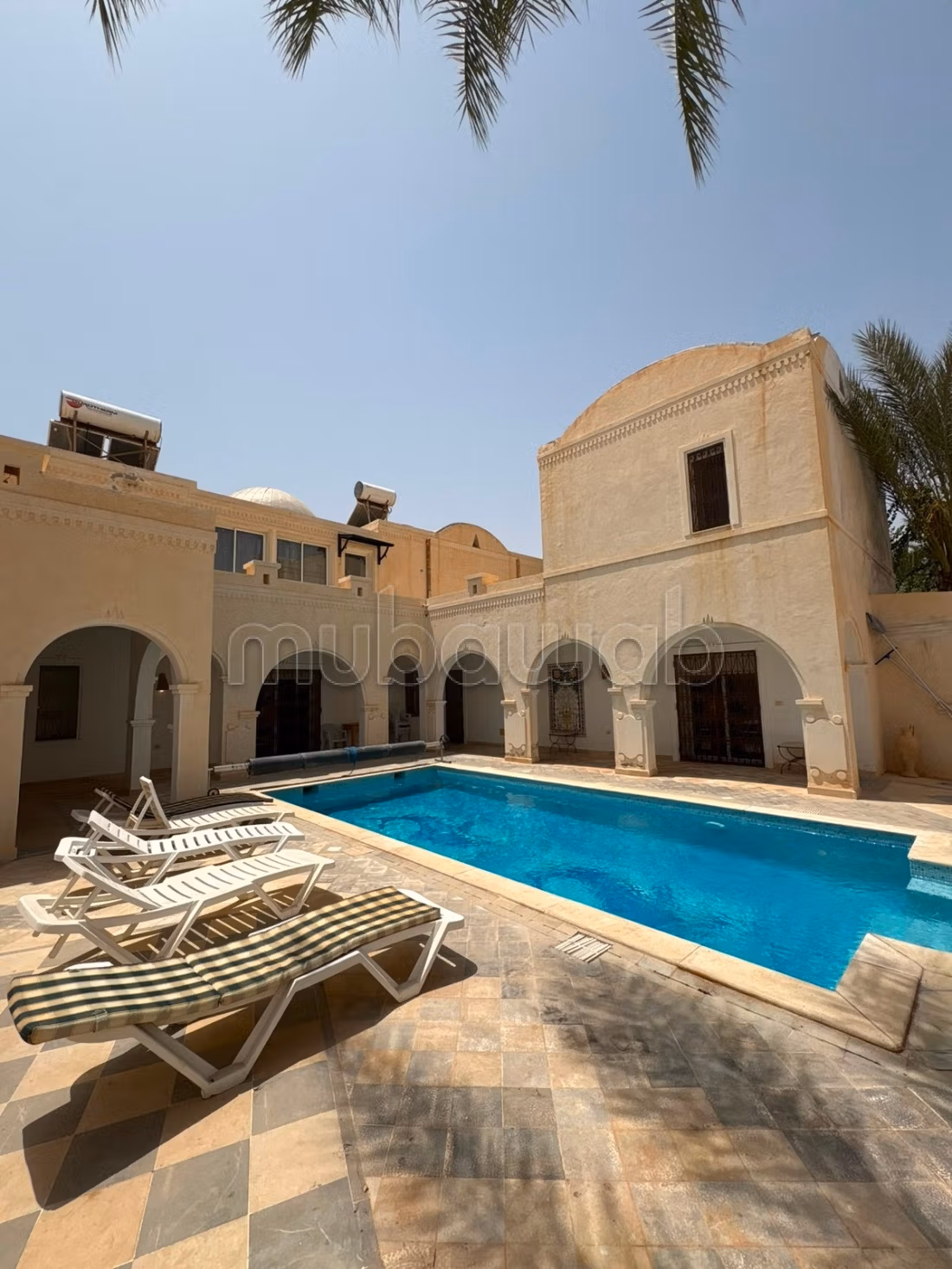 Villa de Prestige de Style Djerbien Houch