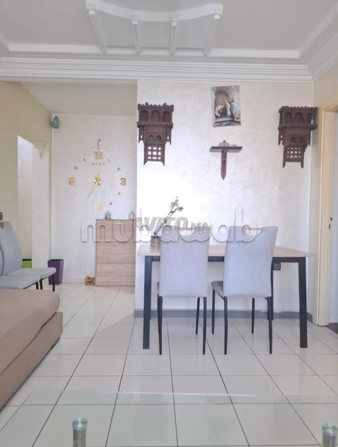 Renting an apartment in Nassim 2. Total area 60 m². Television
