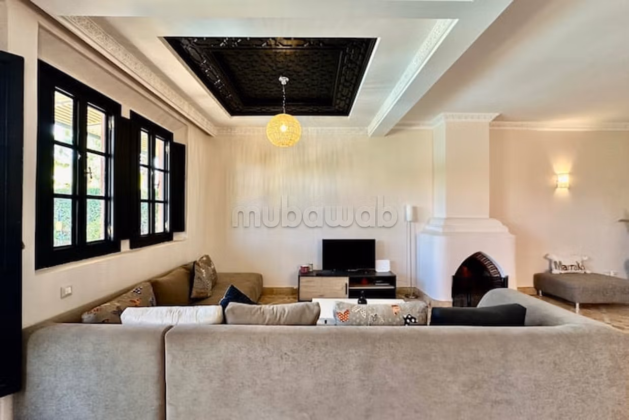 Furnished 3-bedroom villa with pool in Palmeraie