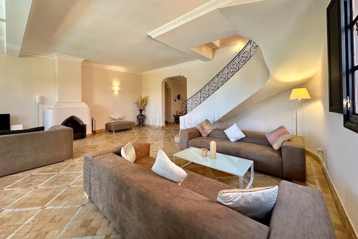 Furnished 3-bedroom villa with pool in Palmeraie