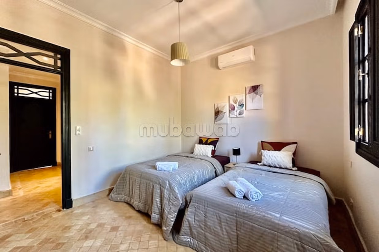 Furnished 3-bedroom villa with pool in Palmeraie