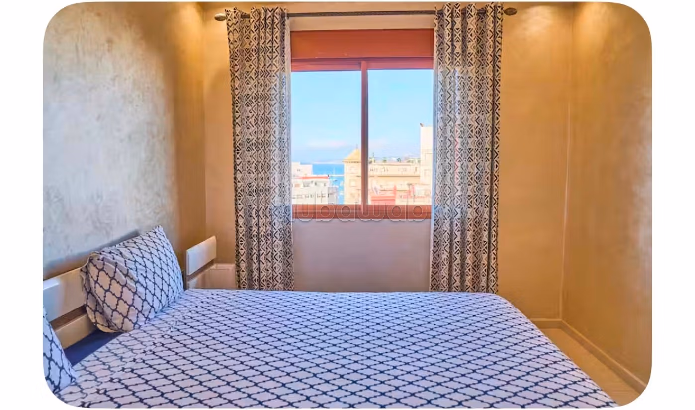 Gemeubileerd Appartement met Uitzicht op Zee