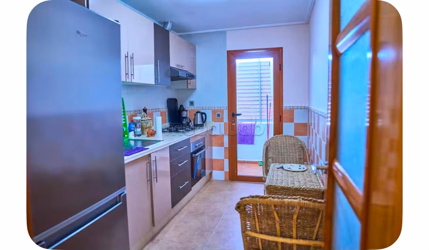 Gemeubileerd Appartement met Uitzicht op Zee