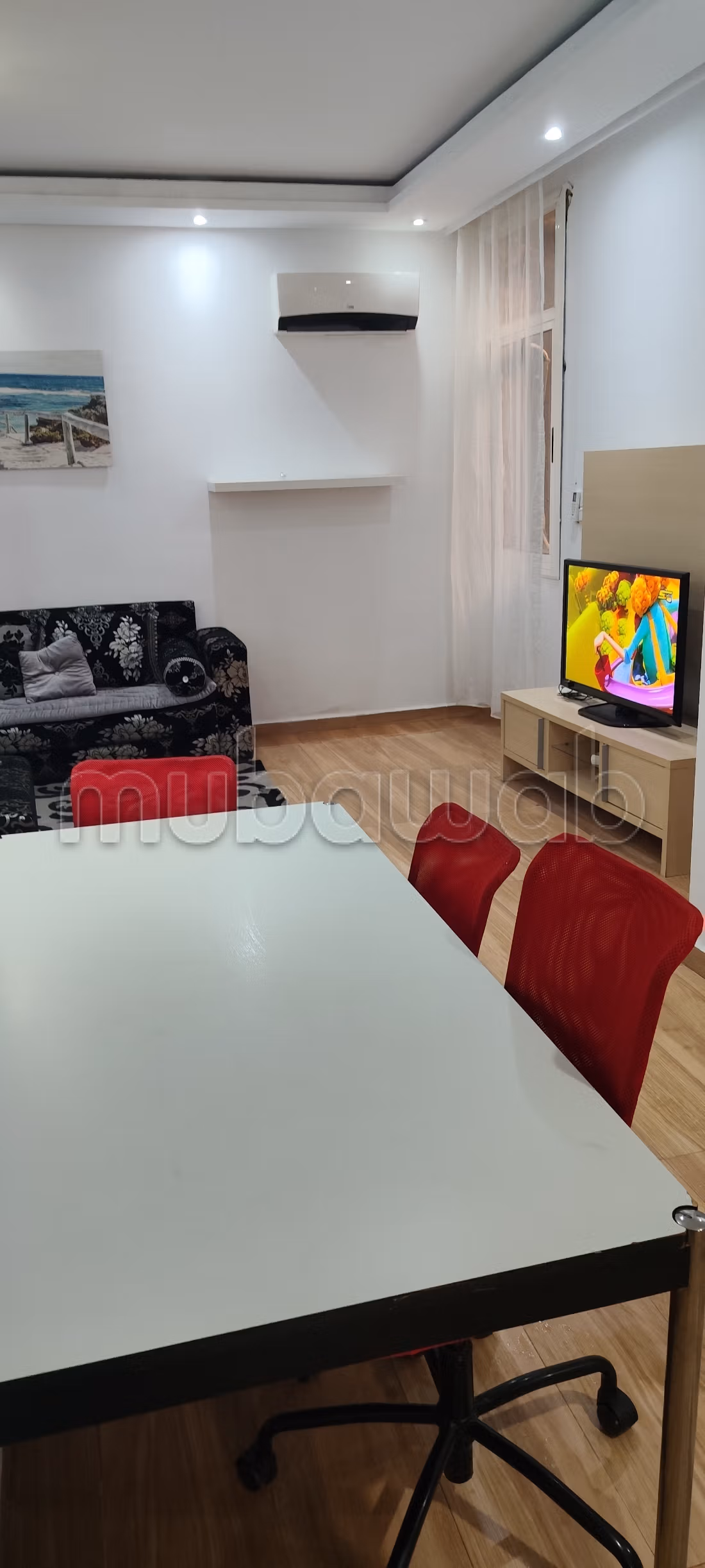 Huurappartementen. Oppervlakte 130 m². Gemeubileerd
