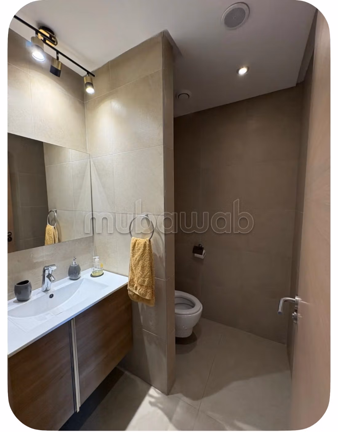 Appartamento in affitto. 2 camere da letto. Ammobiliato