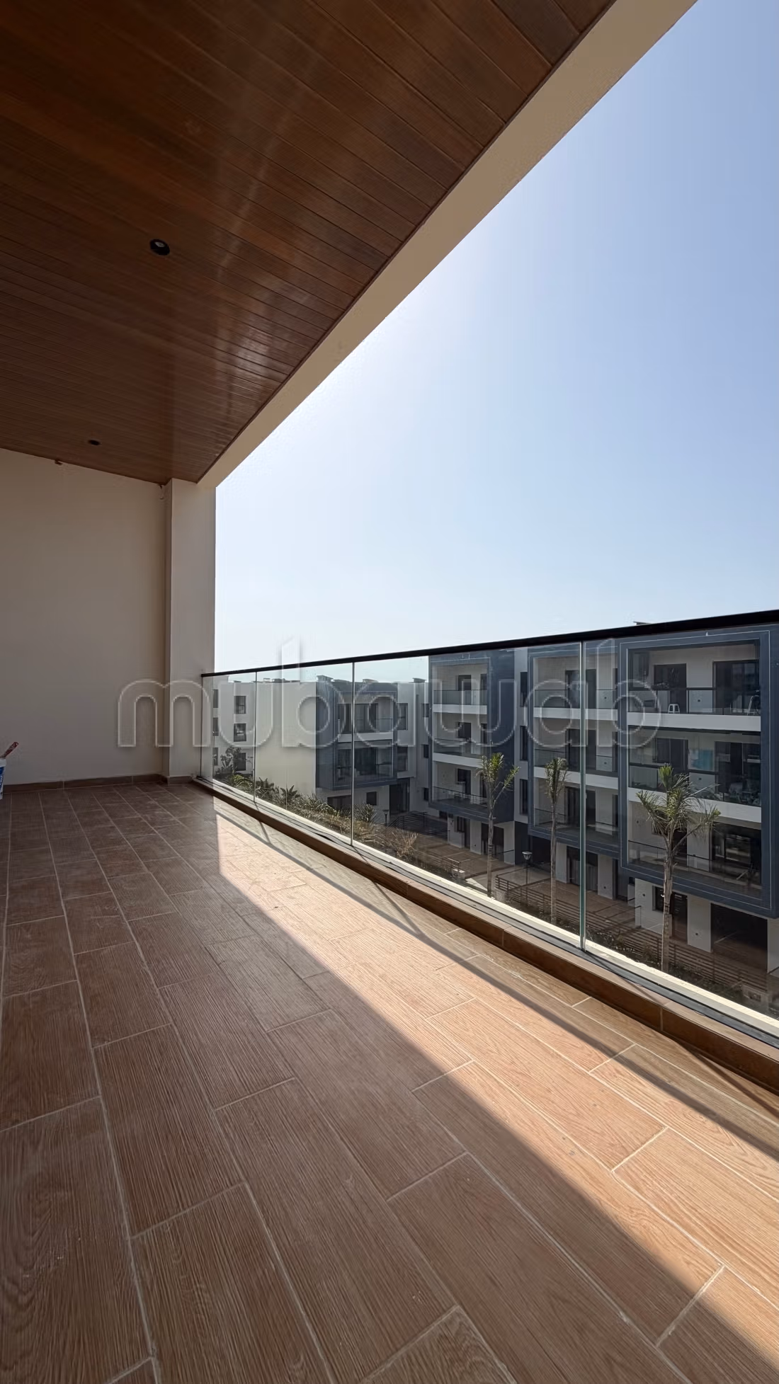 New empty apartment for rent in Darbouazza