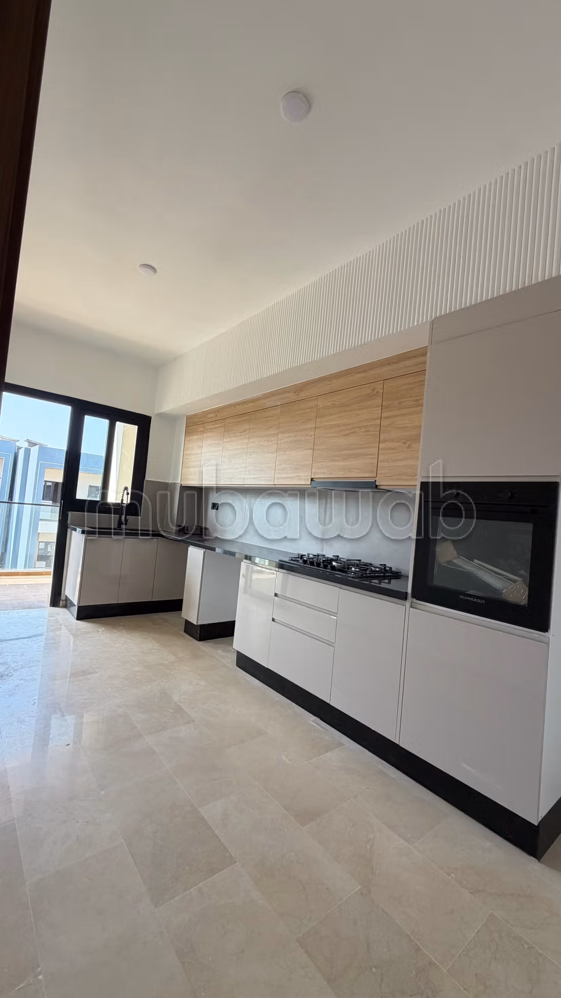 New empty apartment for rent in Darbouazza