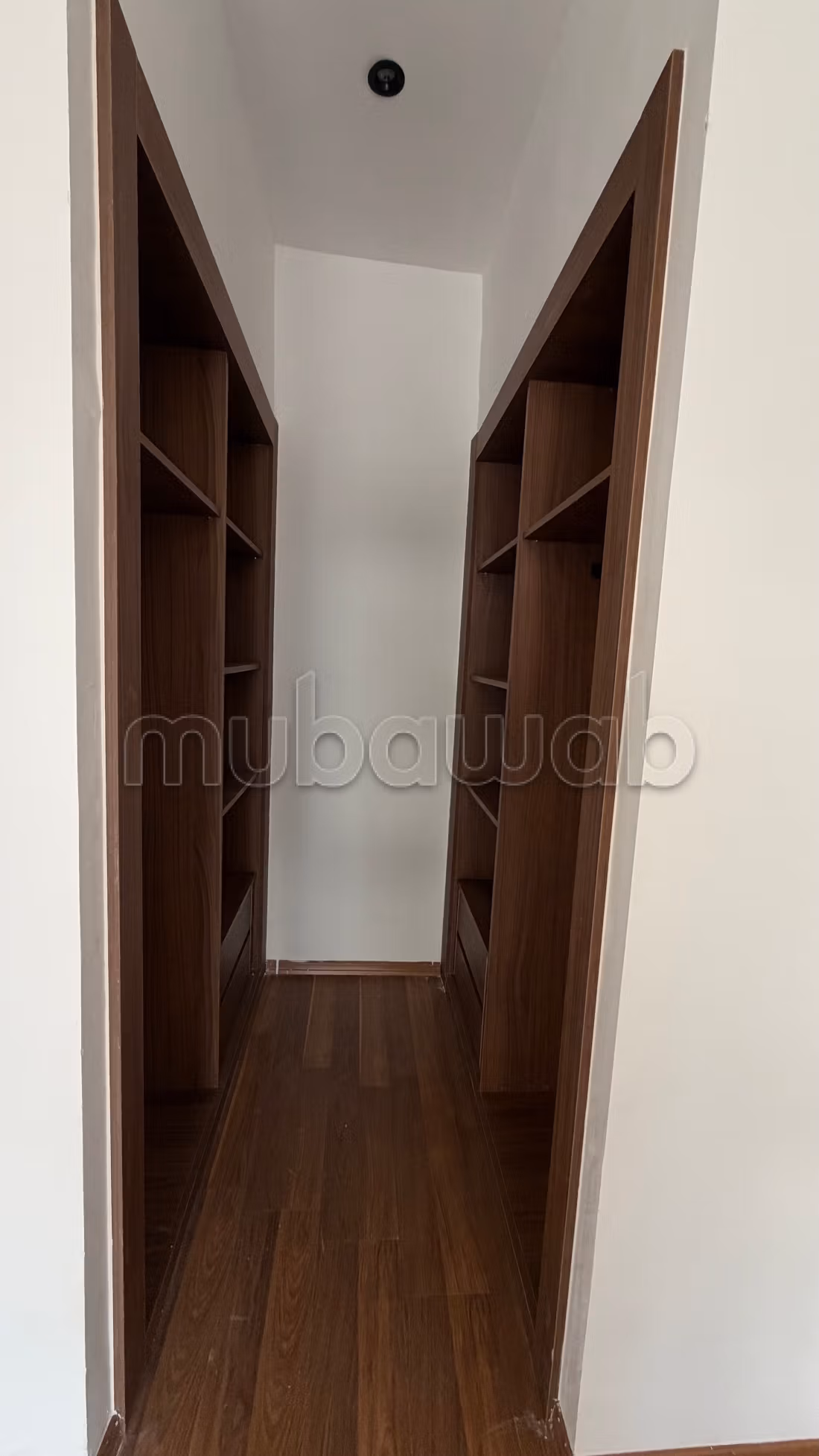 New empty apartment for rent in Darbouazza