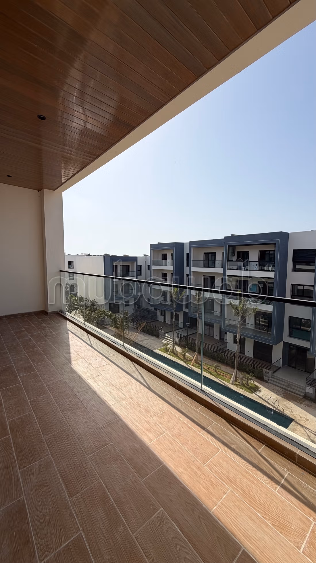 New empty apartment for rent in Darbouazza