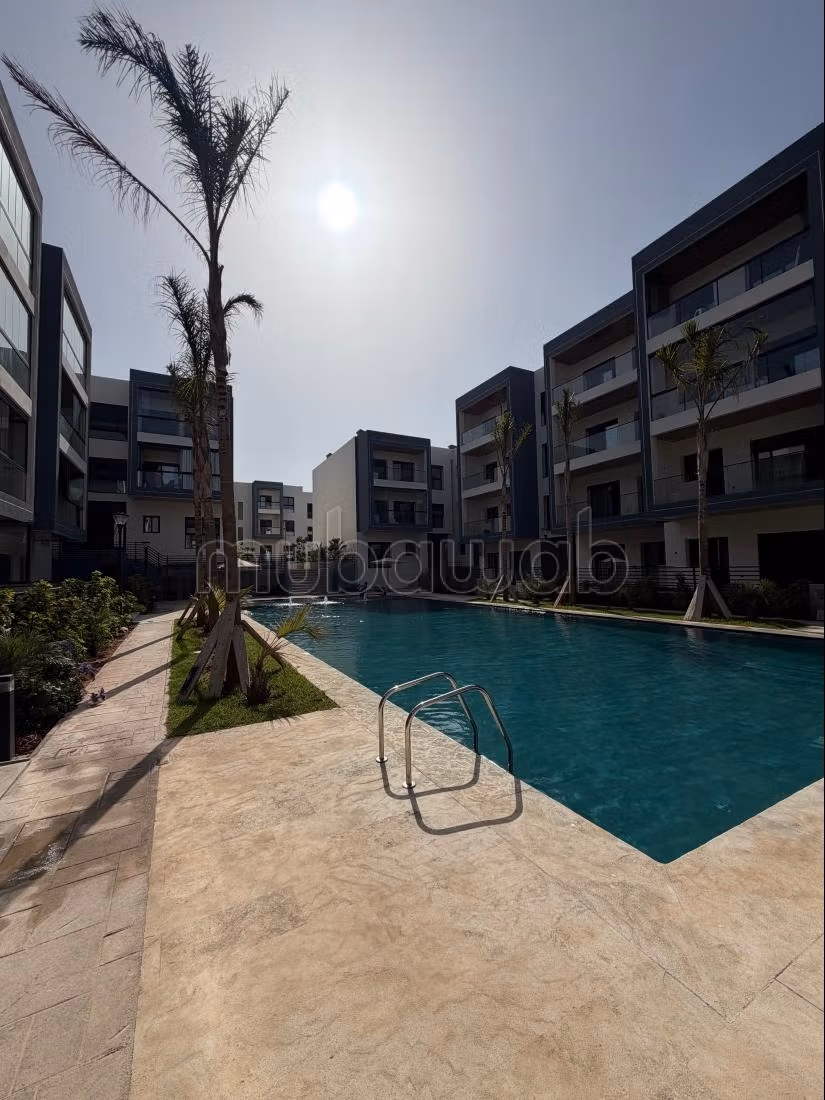 New empty apartment for rent in Darbouazza
