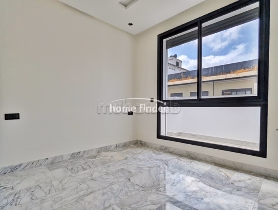 Nuovo appartamento in affitto su Ferme Bretonne 84 m²