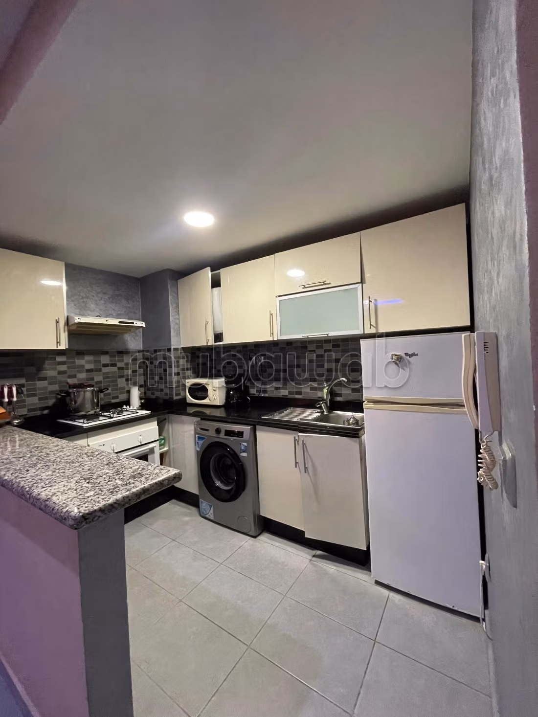 Bel appartement à vendre à Agadir, avec piscine — 5