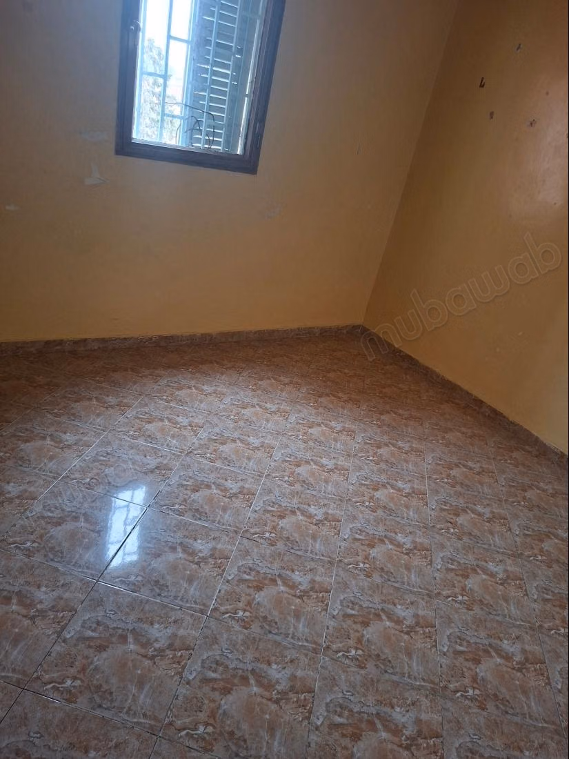 Appartement en location à massira 1 ahbas rhina 100000. Surface de 75m