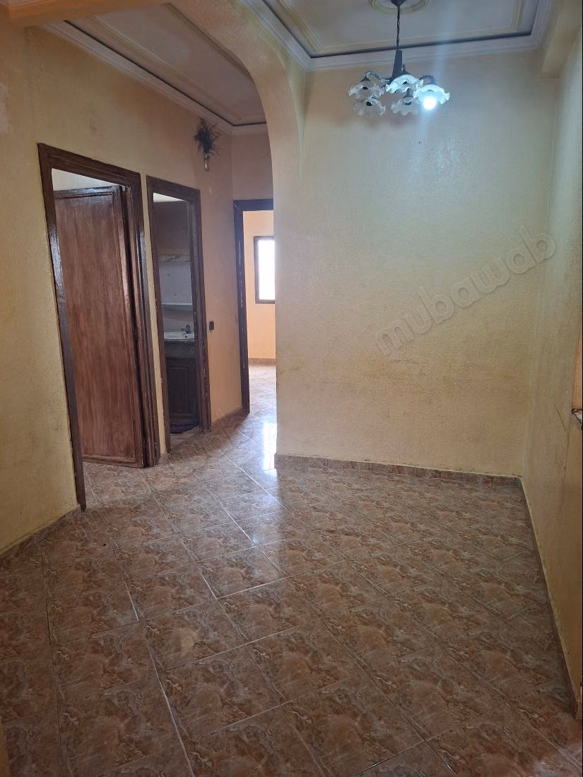 Appartement en location à massira 1 ahbas rhina 100000. Surface de 75m