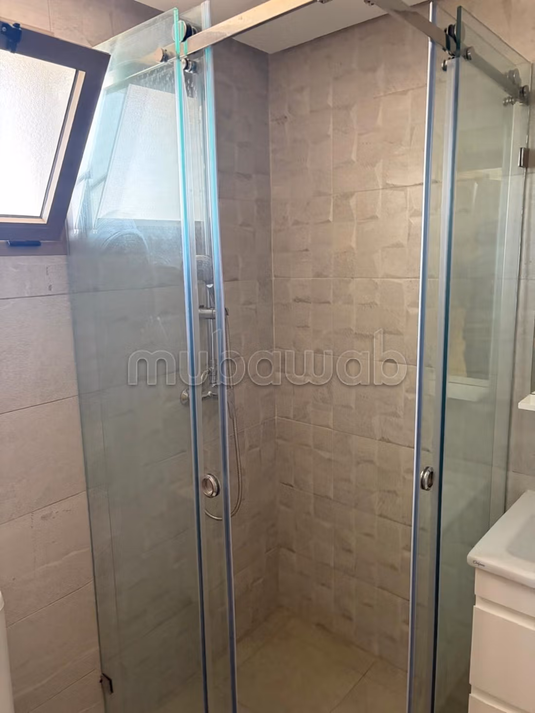 Duplex in affitto su 3 livelli con piscina