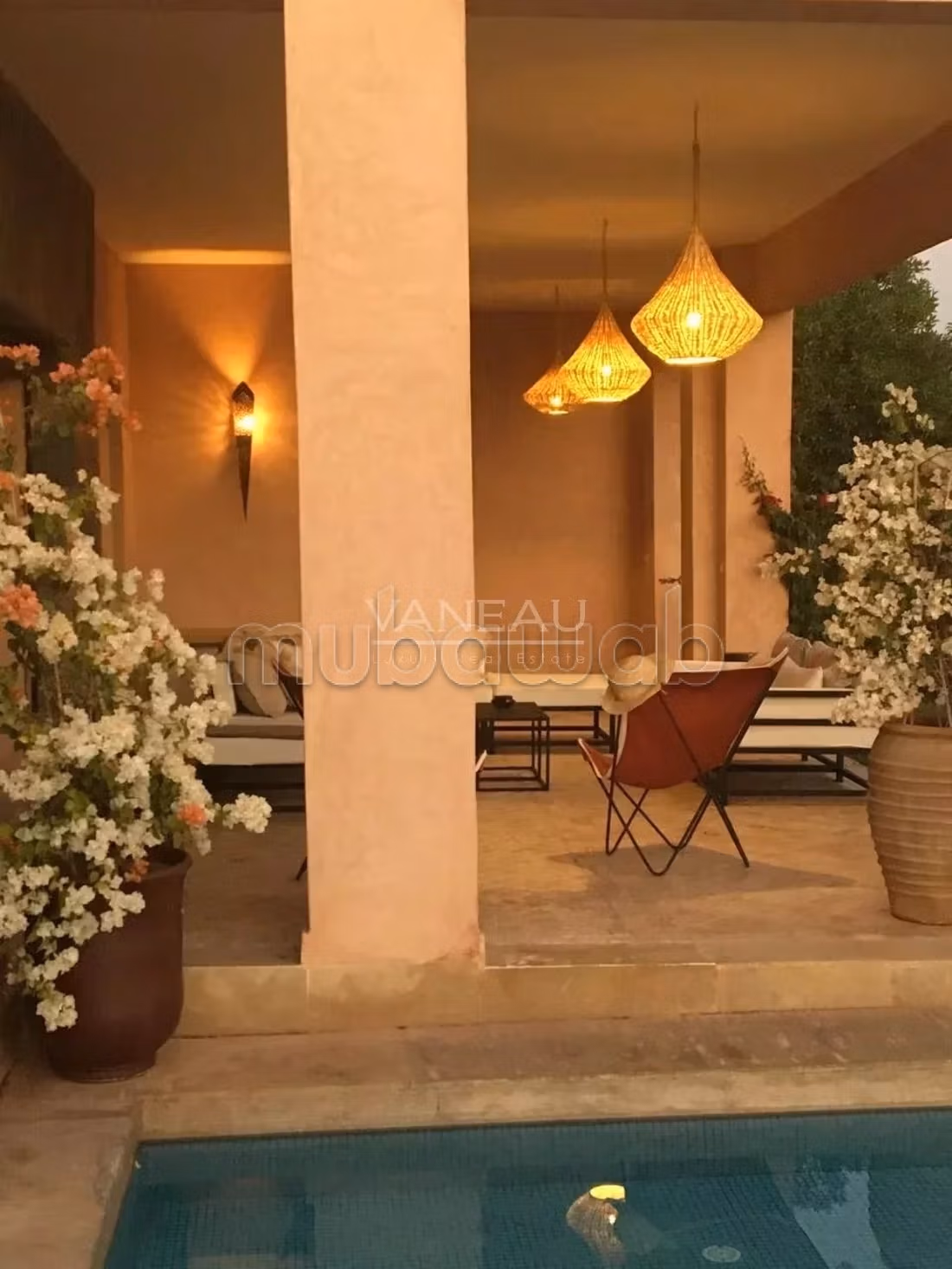 فيلا جميلة 3 غرف على طريق فاس مع حمام سباحة