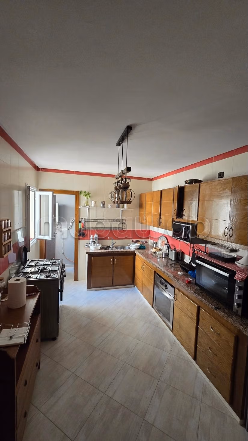 Superbo appartamento in affitto a M'Diq. 2 camere piacevoli. Arredato