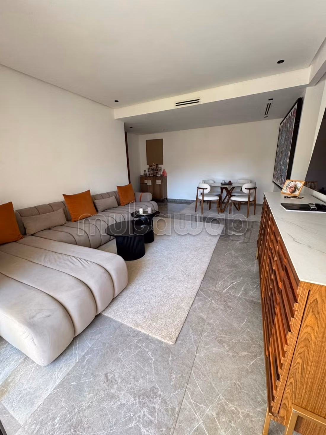Affitta questo appartamento a Casablanca Finance City. Superficie 150 m². Ben arredato