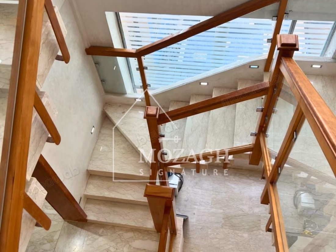 Bella villa con 4 camere da letto e piscina privata a Targa