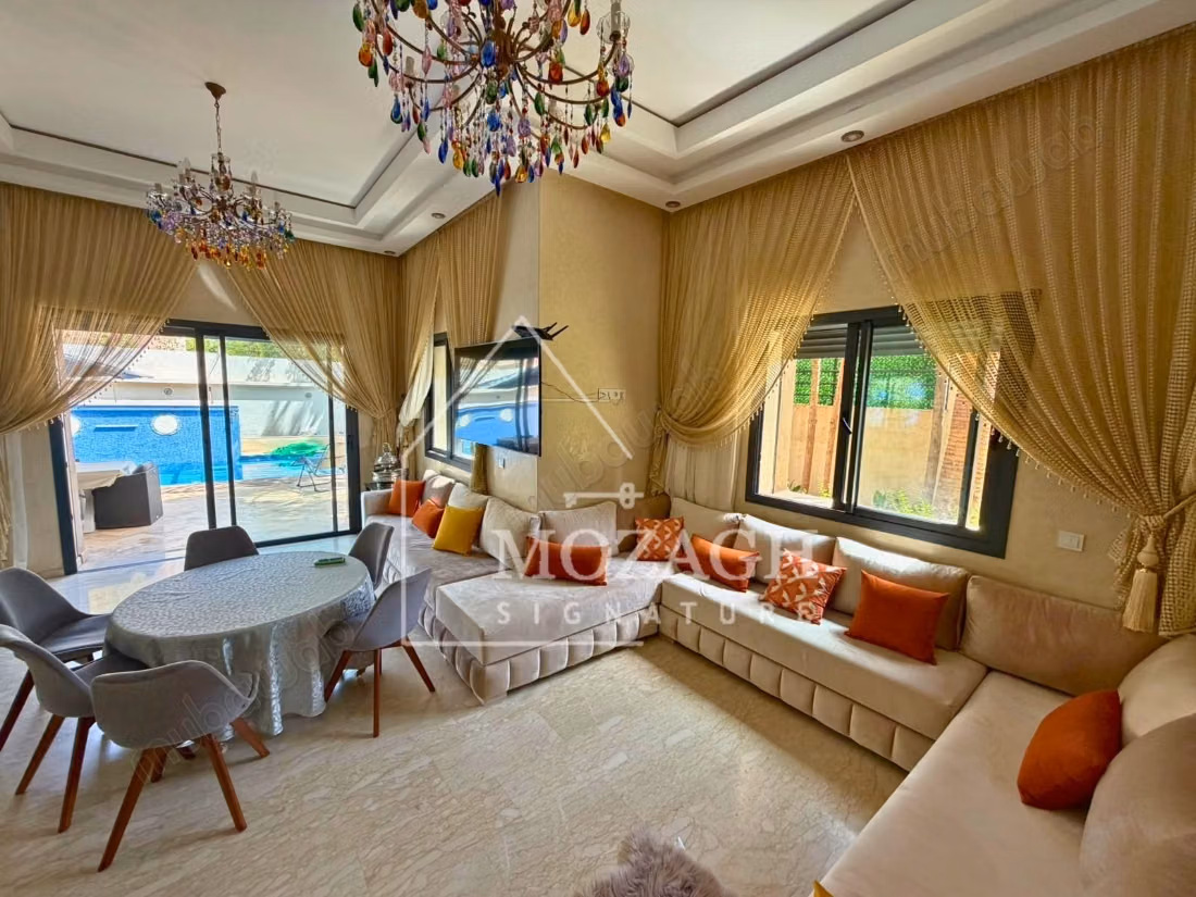 Jolie villa 4 chambres avec piscine privée à Targa