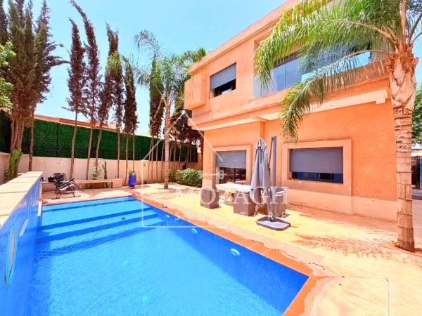 Beautiful villa with 4 bedrooms and private pool in Targa