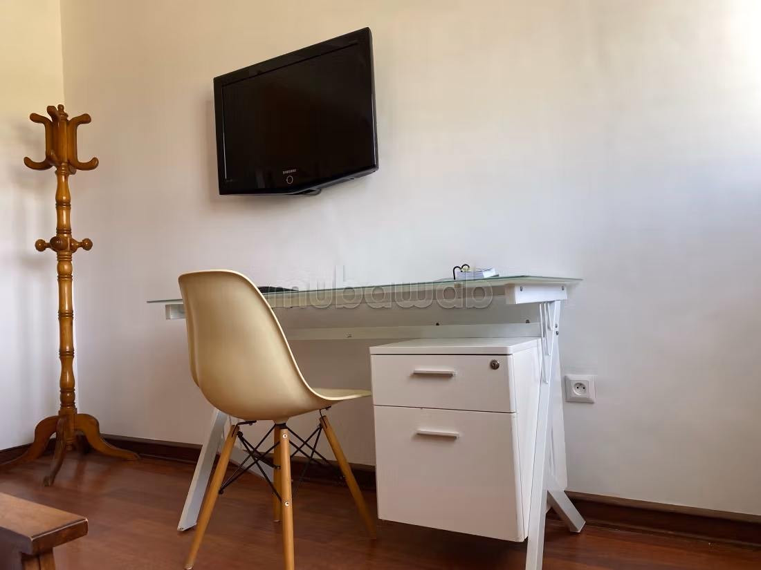 Superbo appartamento in affitto ad Agdal. 2 camere confortevoli. Ben arredato