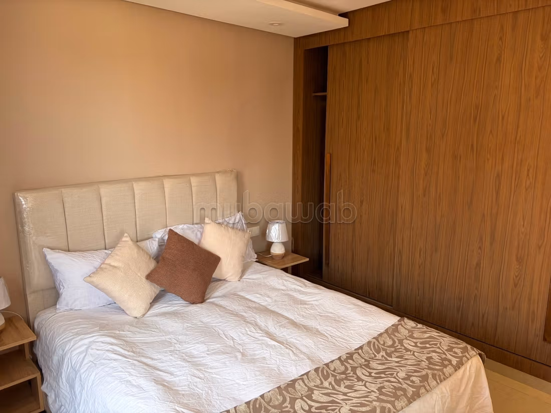 Élégant appartement 2 chambres à Guéliz – Résidence de standing avec piscine
