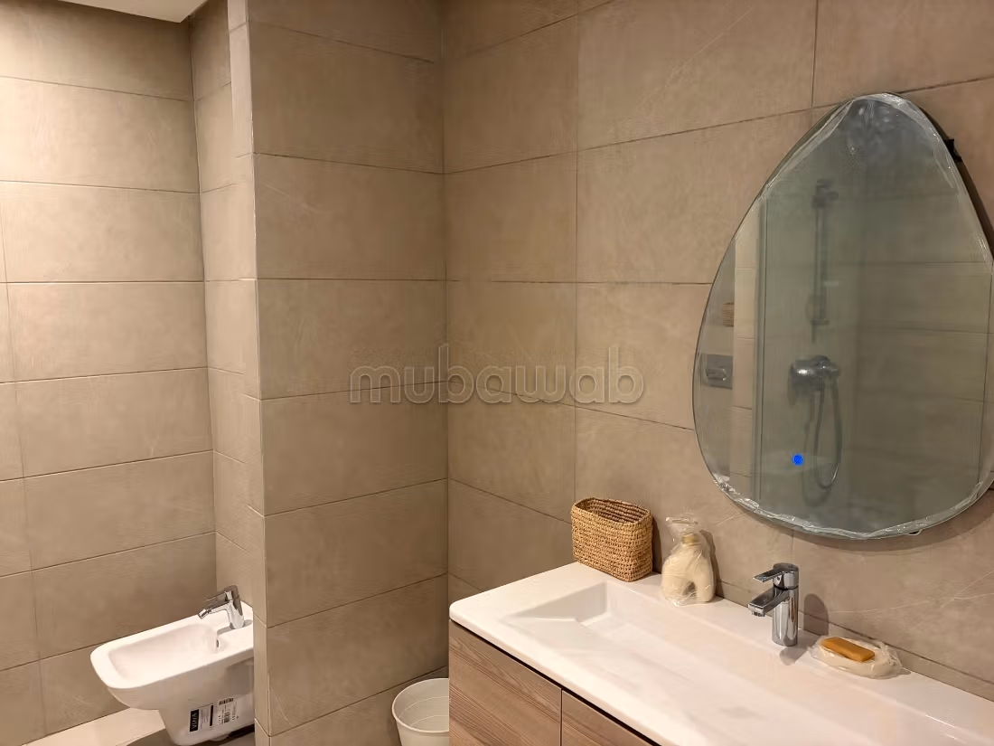 Élégant appartement 2 chambres à Guéliz – Résidence de standing avec piscine