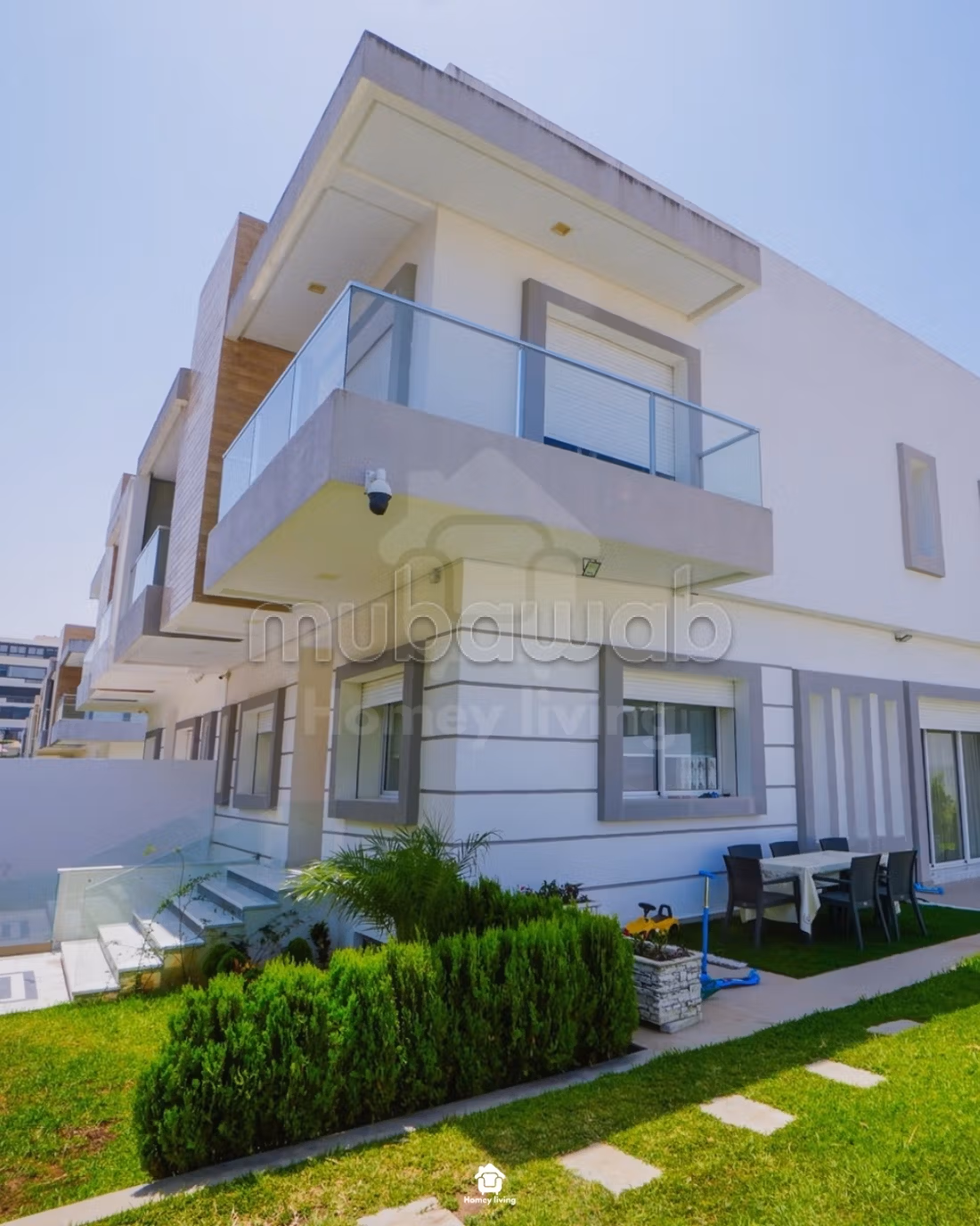 Villa luxueuse meublée à vendre