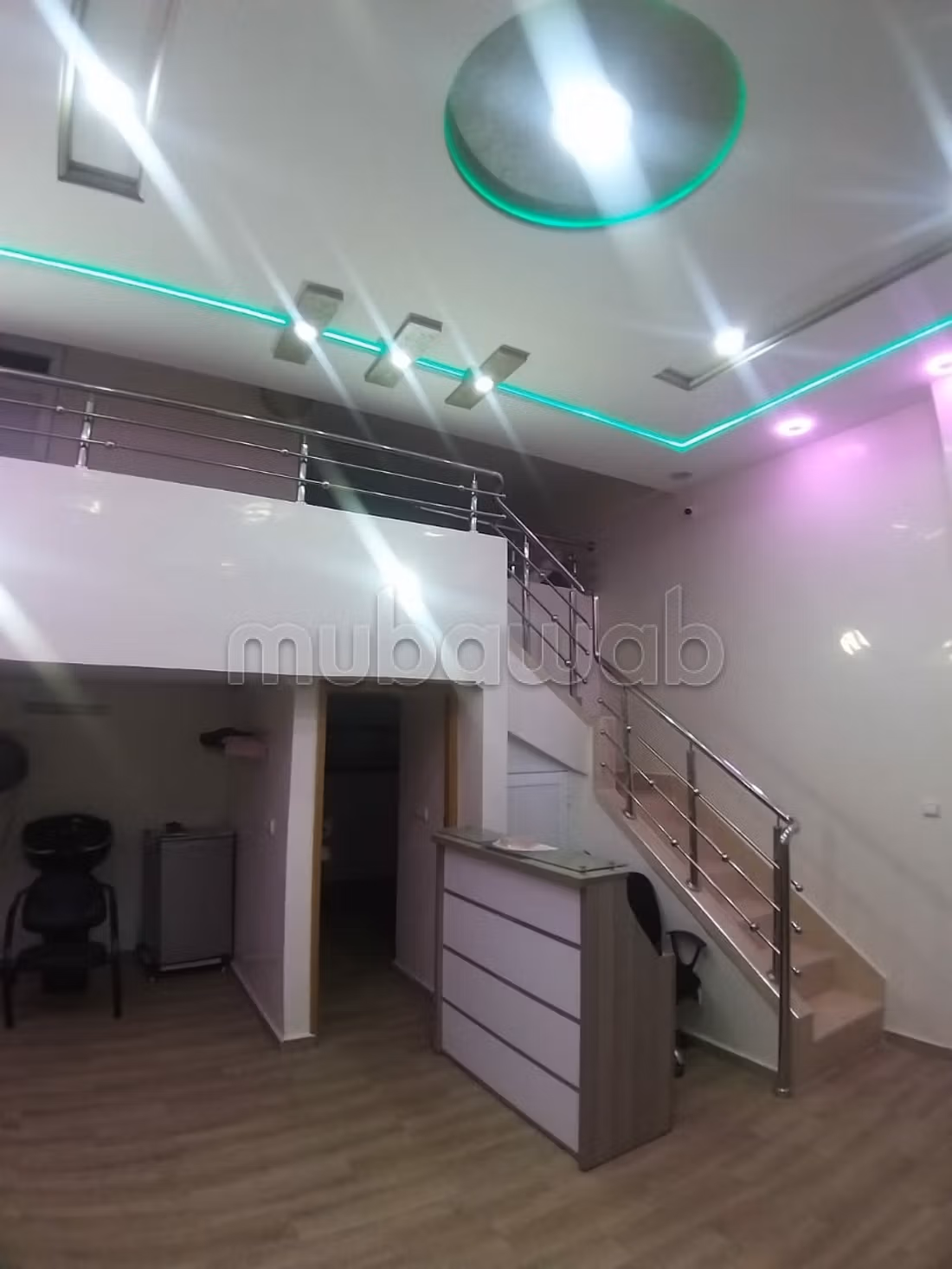 Salon titré