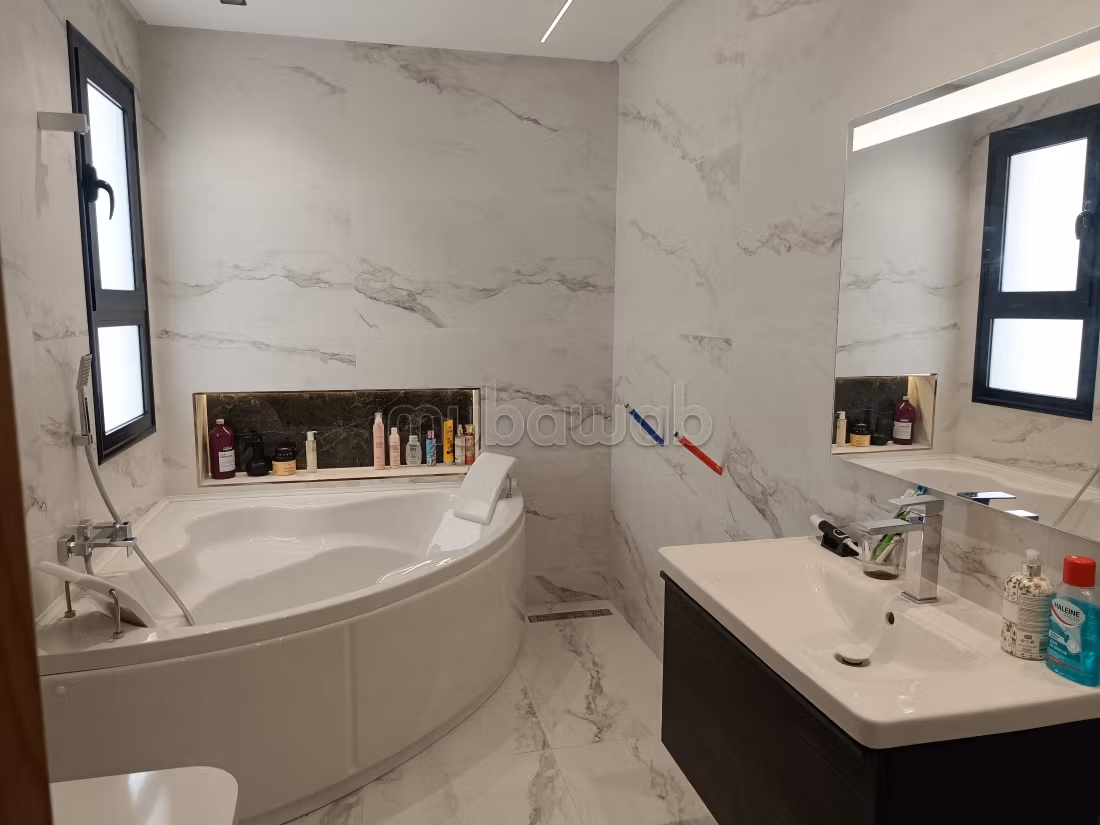 In Vendita – Villa R1 di Alta Qualità a Béni Khiar