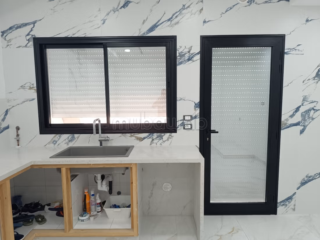 In Vendita – Villa R1 di Alta Qualità a Béni Khiar