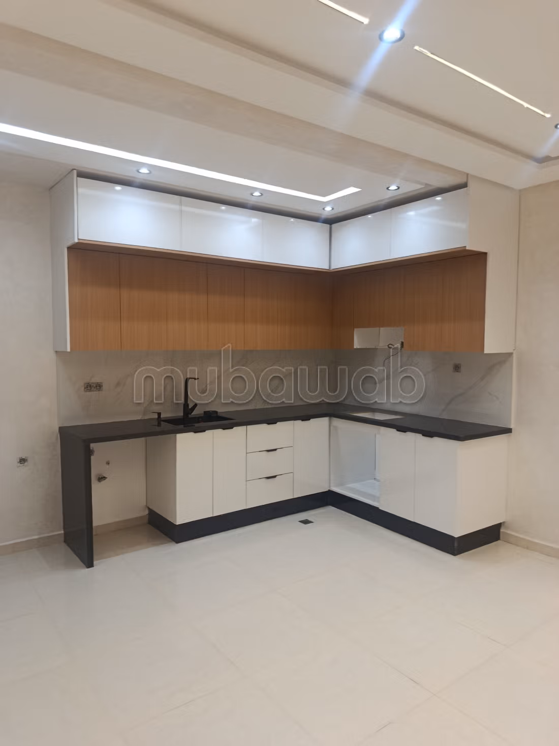 Appartement en vente à Mhamid. 4 pièces confortables. Porte blindée et système de double vitrage — 4