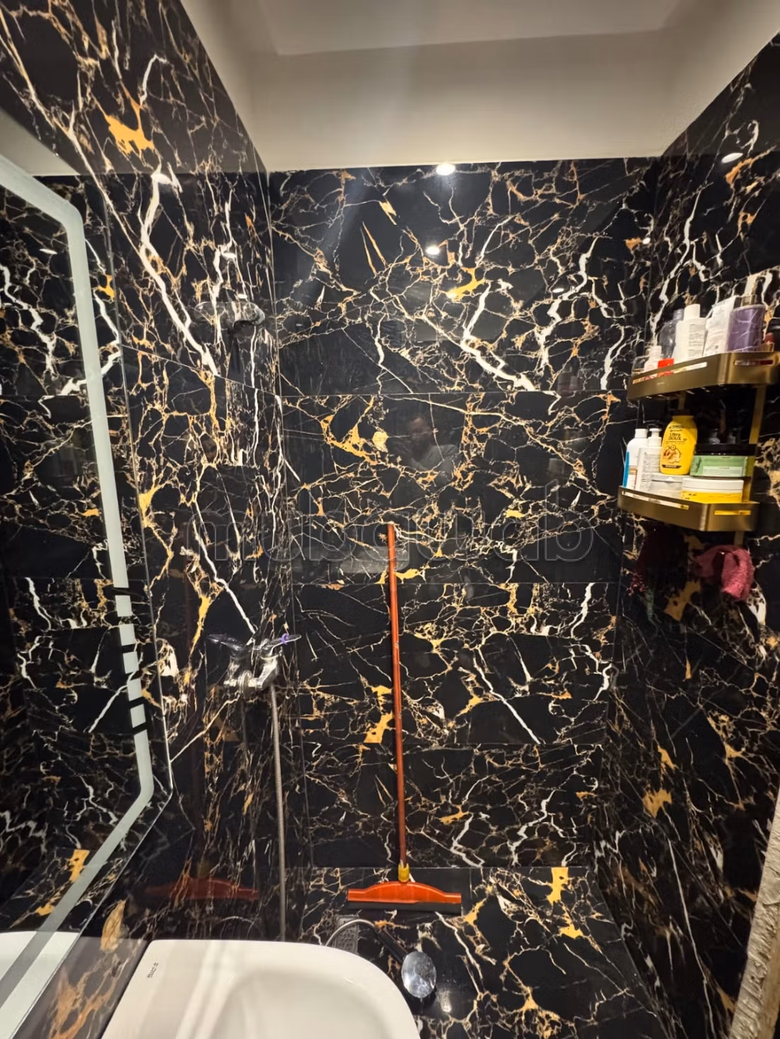 Splendido appartamento in affitto a Mabrouka. Superficie di 66 m². Arredato