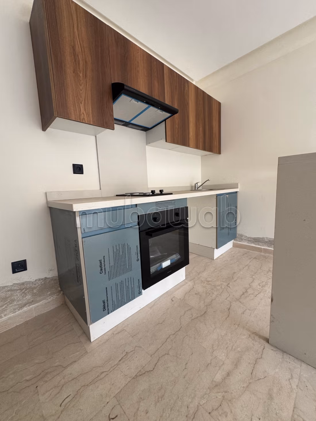 Appartement en vente à Anfa.
Surface totale 88 m².
Antenne parabolique, résidence sécurisée — 3
