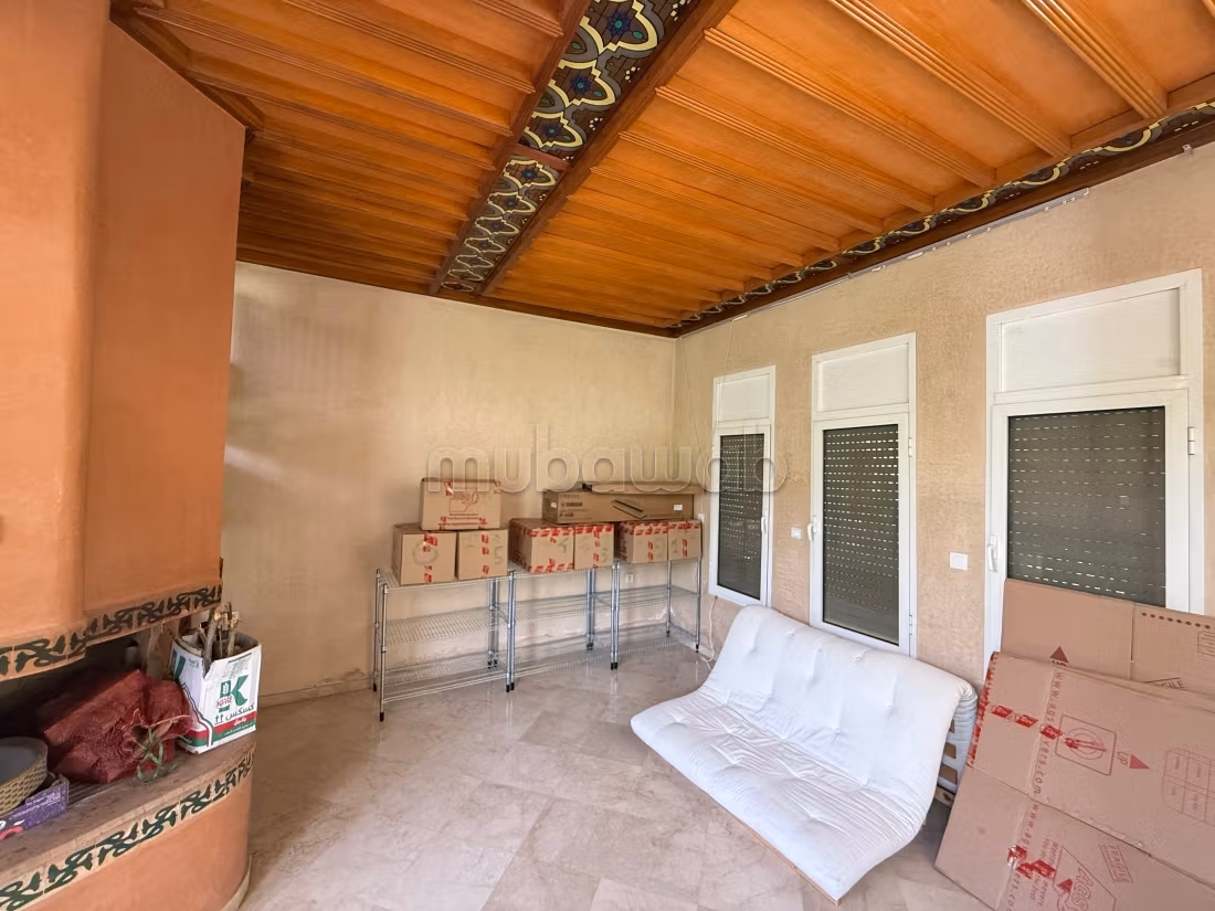 Bella villa in affitto molto ben posizionata a Souissi