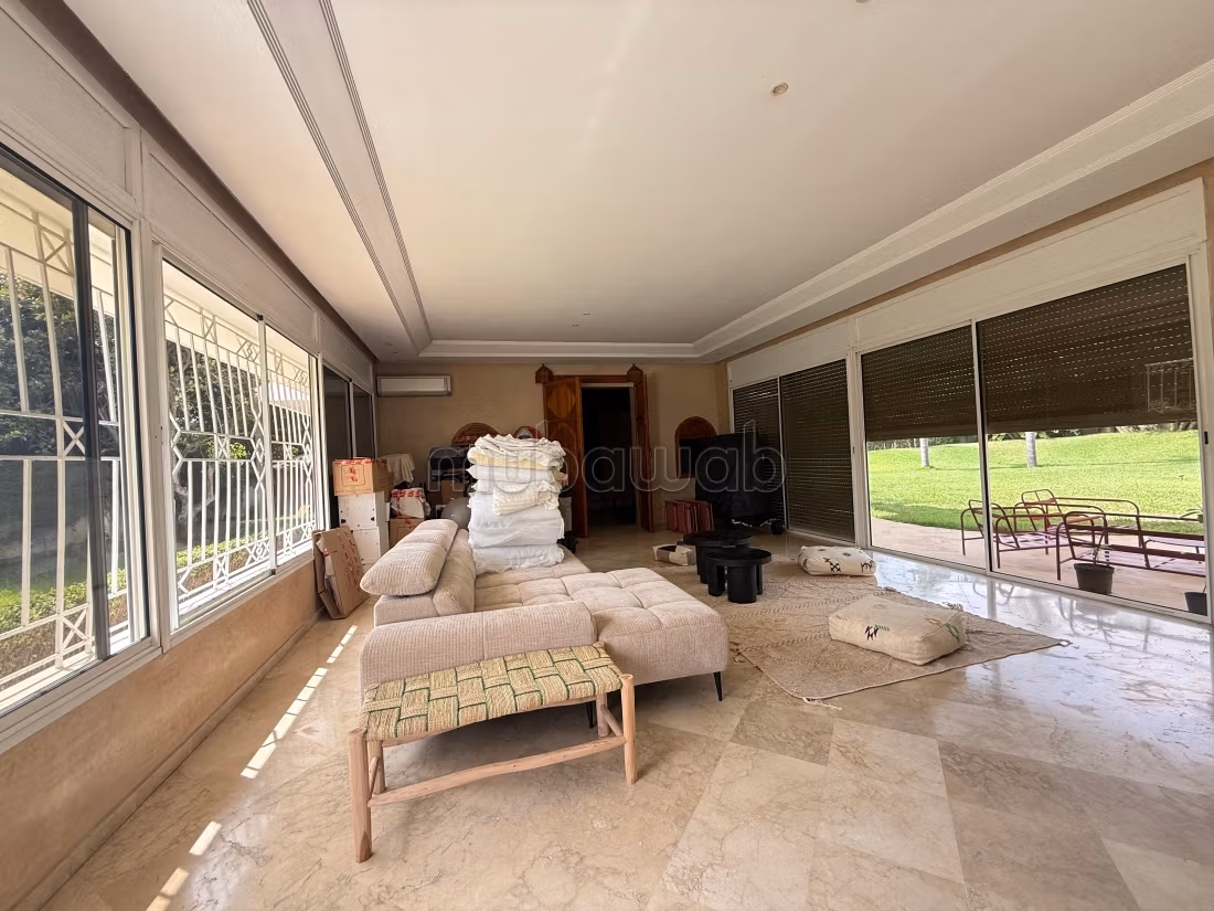Bella villa in affitto molto ben posizionata a Souissi