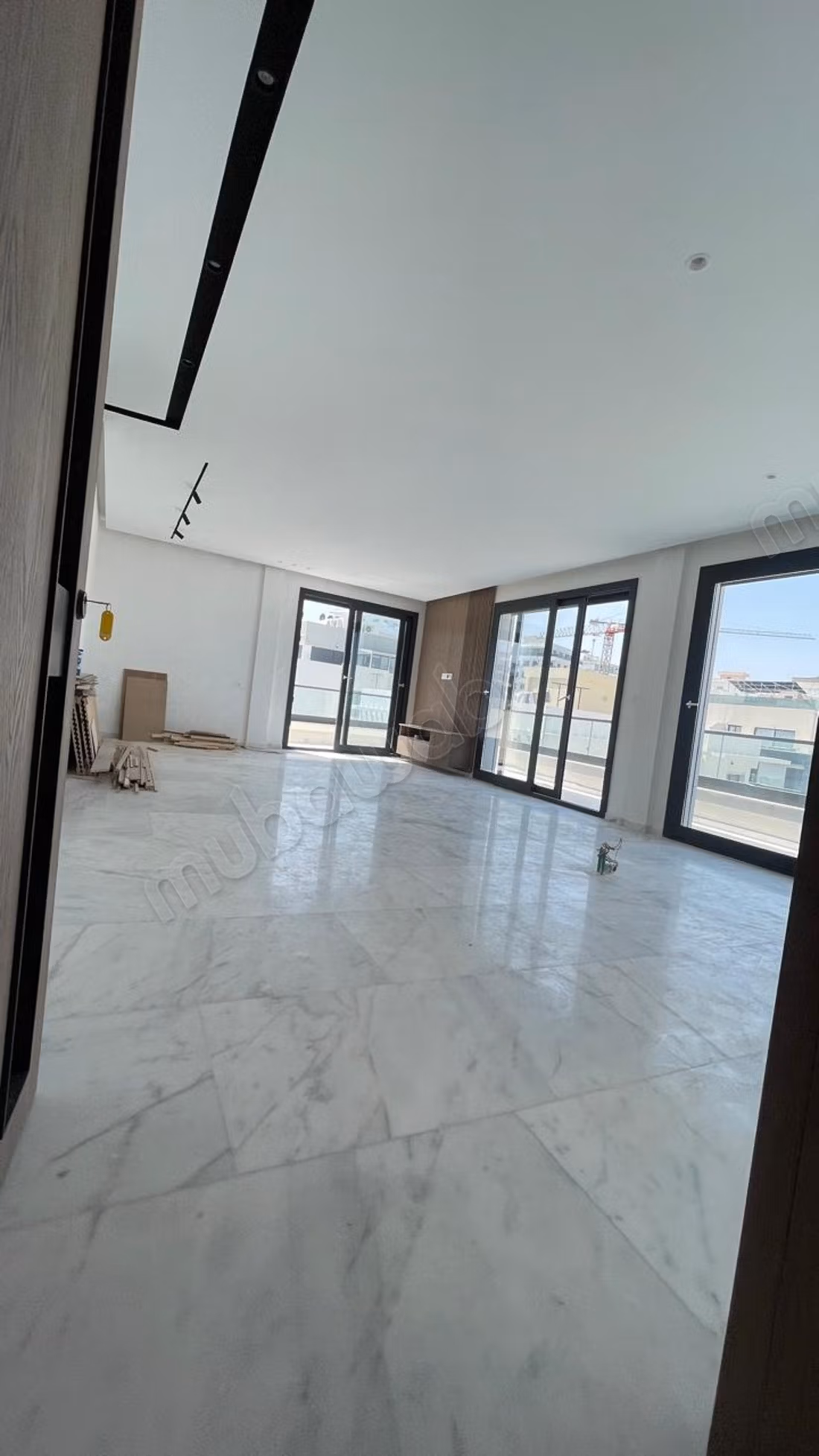 High standing apartment in MALABATA HILLS 256 m