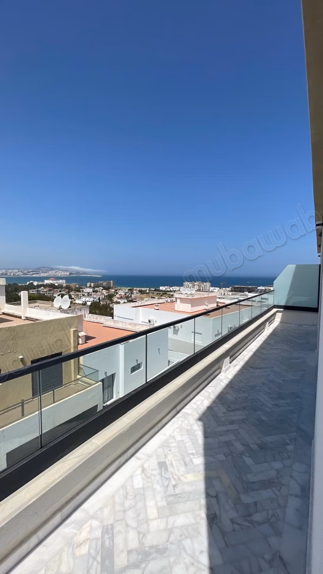 High standing apartment in MALABATA HILLS 256 m